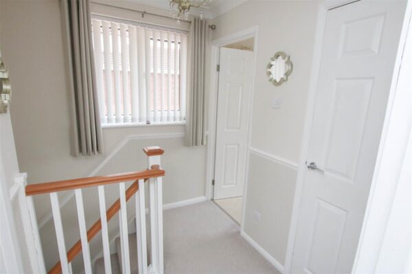 Lyndale Avenue, Edenthorpe, Doncaster