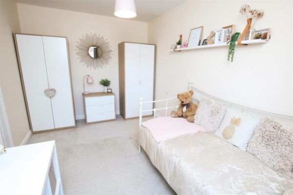 Aidans Close, Doncaster