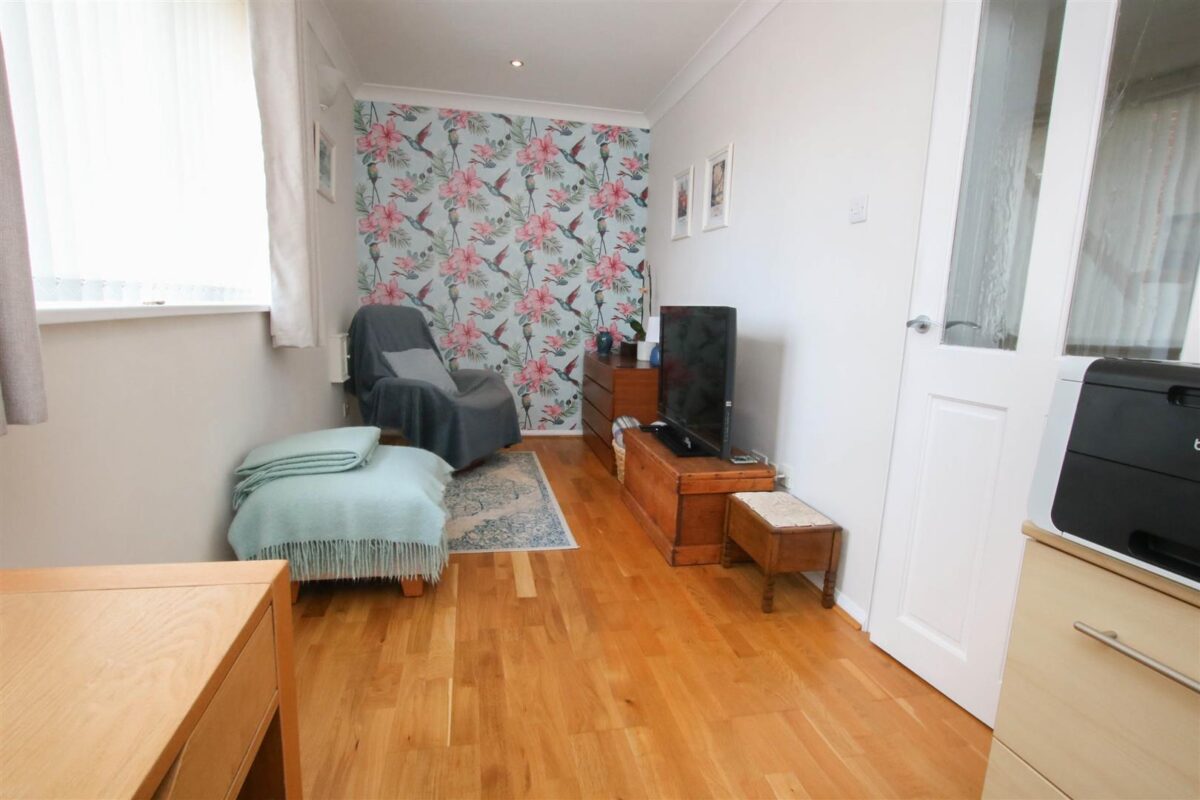 Lyndale Avenue, Edenthorpe, Doncaster