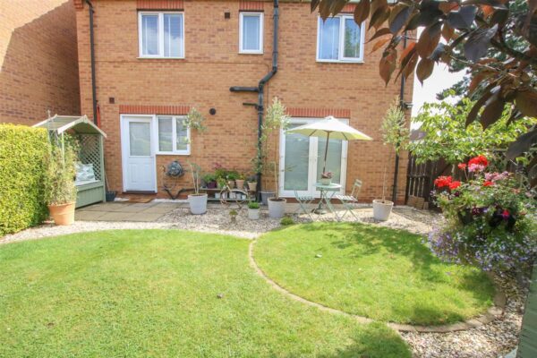 Aidans Close, Doncaster