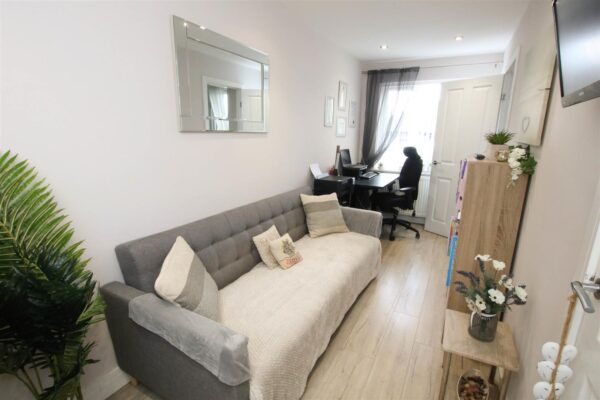 Winchester Way, Scawsby, Doncaster