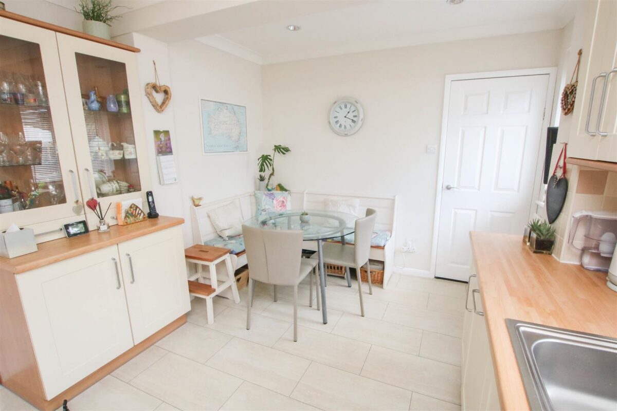 Lyndale Avenue, Edenthorpe, Doncaster