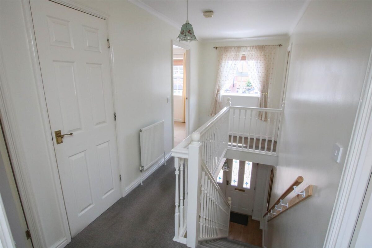 Hurlstone Close, Edenthorpe, Doncaster