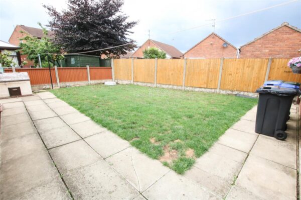 Harpenden Drive, Dunscroft, Doncaster