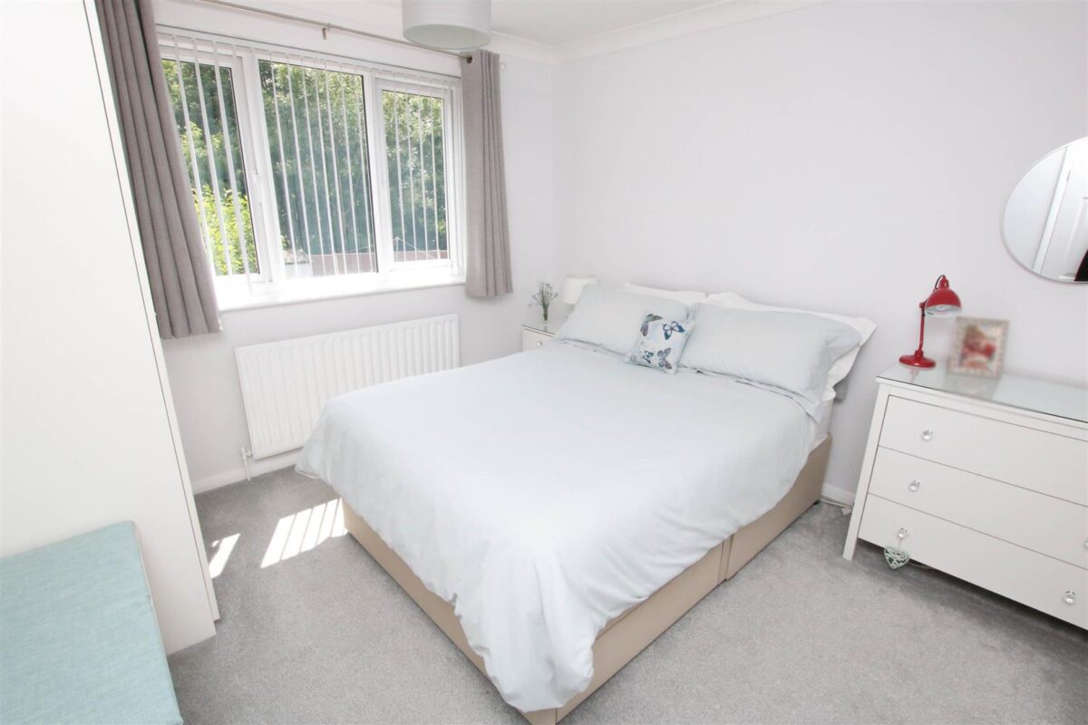 Lyndale Avenue, Edenthorpe, Doncaster