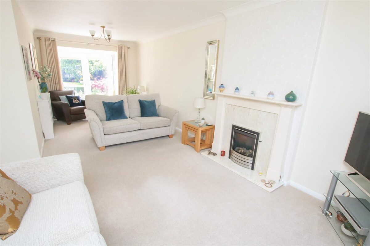 Lyndale Avenue, Edenthorpe, Doncaster
