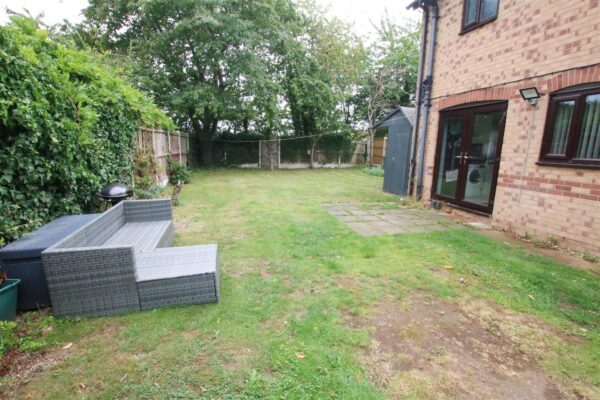 Dean Close, Rossington, Doncaster