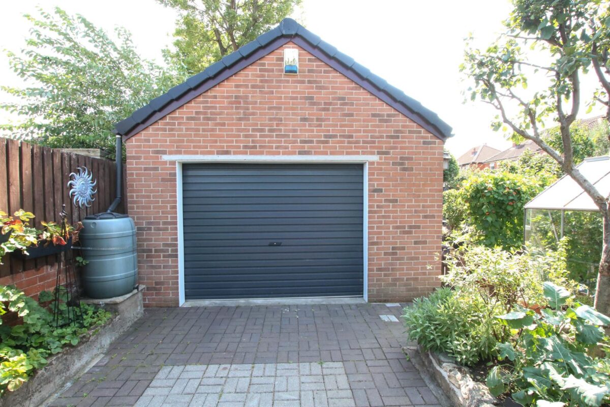 Harrowden Road, Wheatley Hills, Doncaster