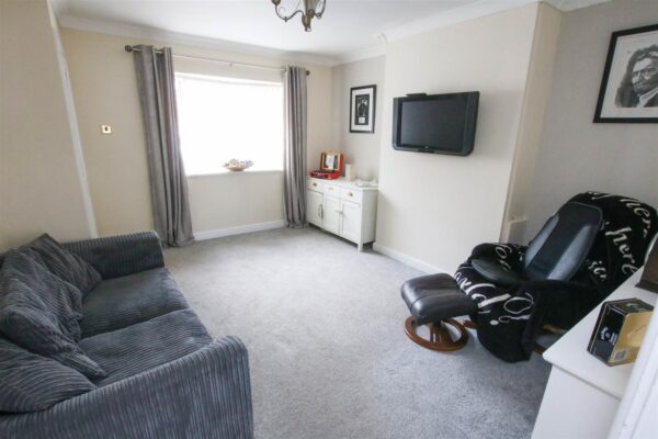 Broadway, Dunscroft, Doncaster