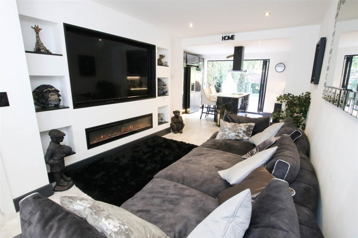 Mansfield Crescent, Armthorpe, Doncaster