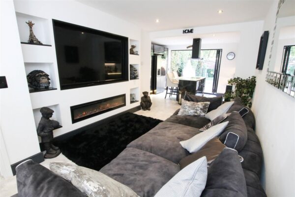 Mansfield Crescent, Armthorpe, Doncaster