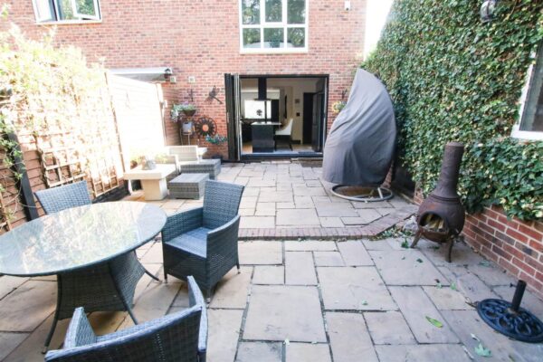 Mansfield Crescent, Armthorpe, Doncaster