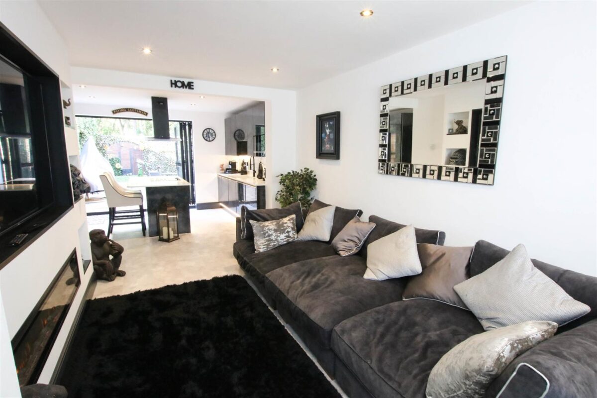 Mansfield Crescent, Armthorpe, Doncaster