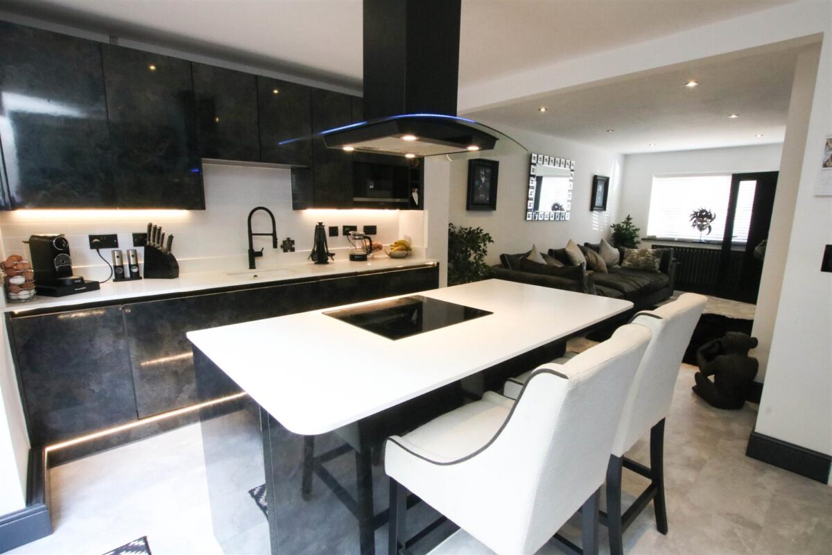 Mansfield Crescent, Armthorpe, Doncaster