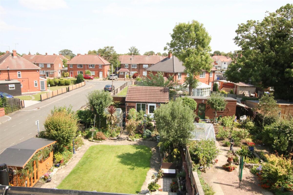 Harrowden Road, Wheatley Hills, Doncaster