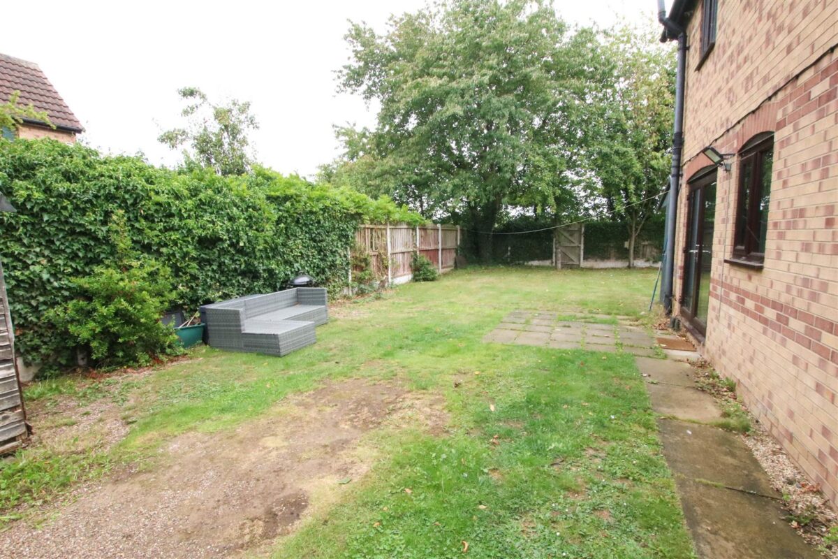 Dean Close, Rossington, Doncaster