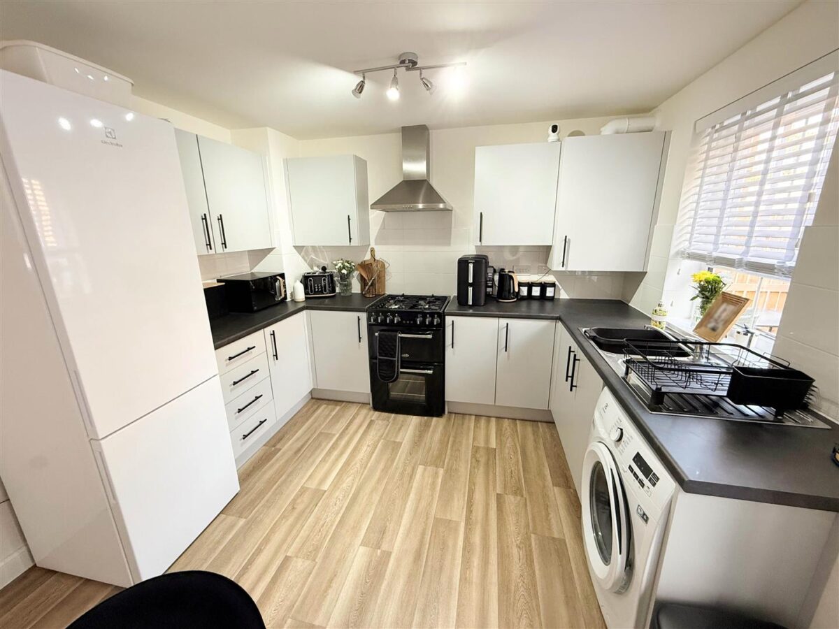 30 Avon Road, Harworth, Doncaster