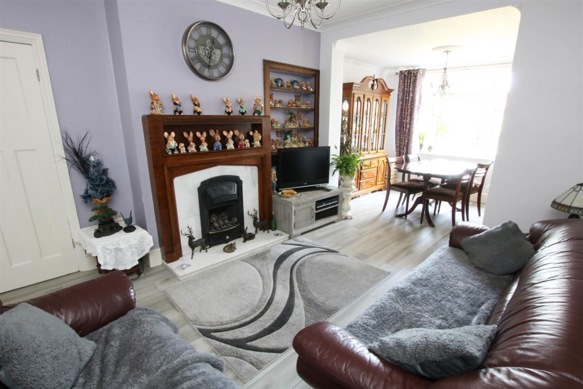 Harrowden Road, Wheatley Hills, Doncaster