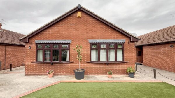 Harvey Close, Finningley, Doncaster