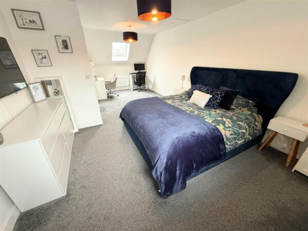 Lake View, Doncaster