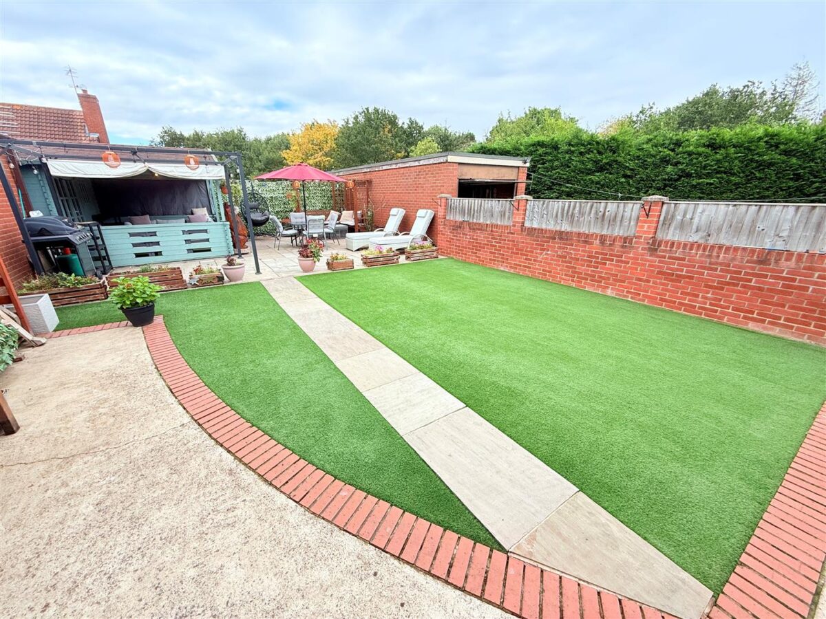 Harvey Close, Finningley, Doncaster