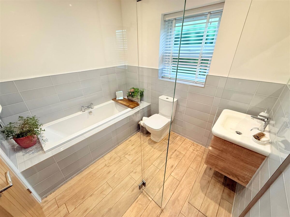 Saffron Crescent, Tickhill, Doncaster