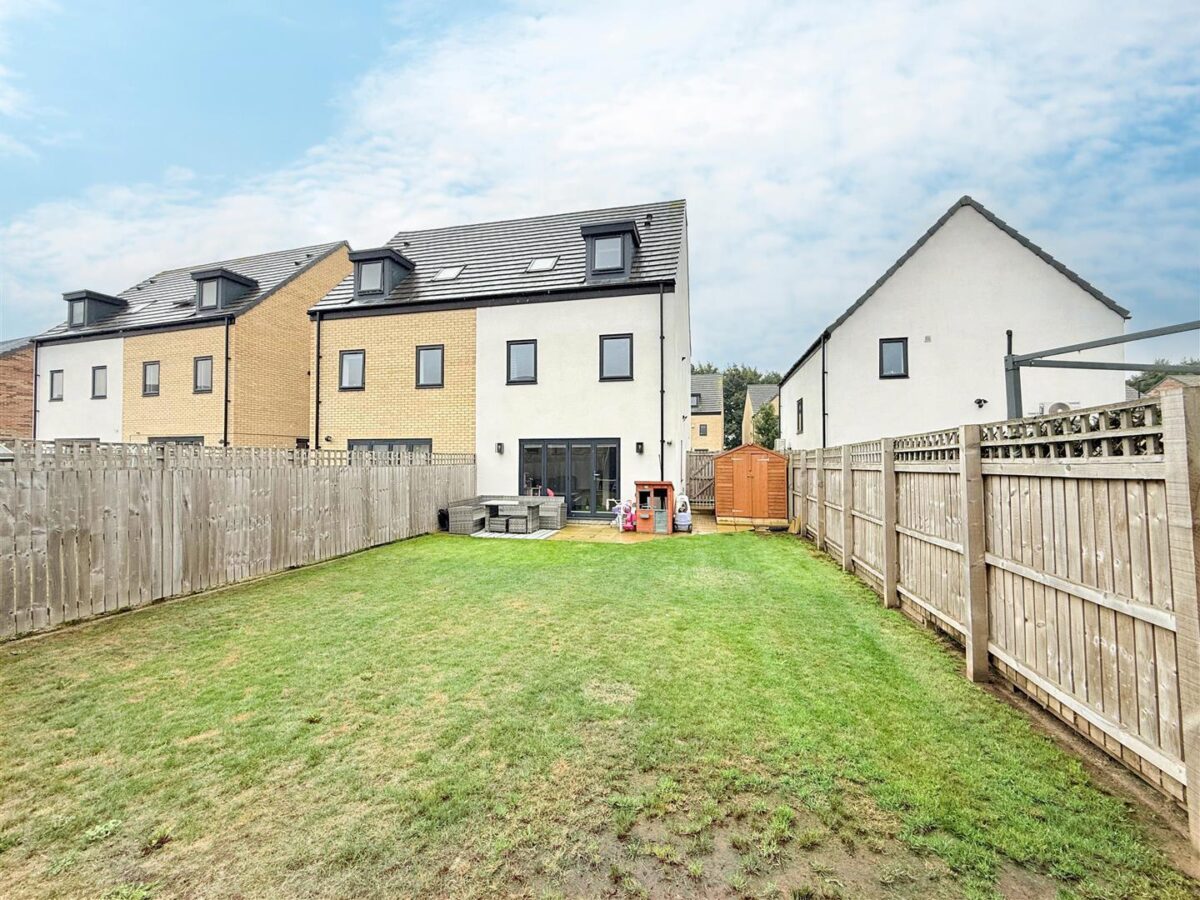 Lake View, Doncaster