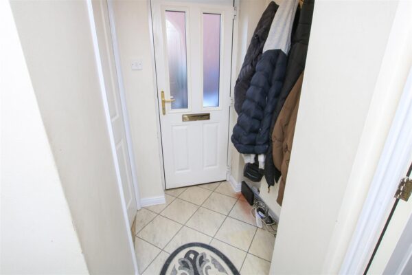 Far Field Close, Edenthorpe, Doncaster