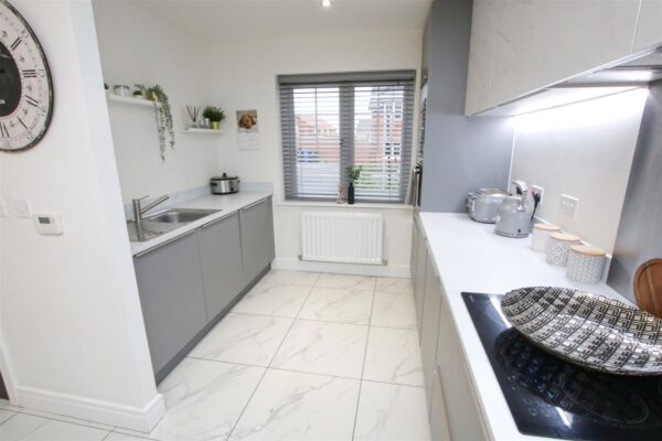 School Lane, Doncaster