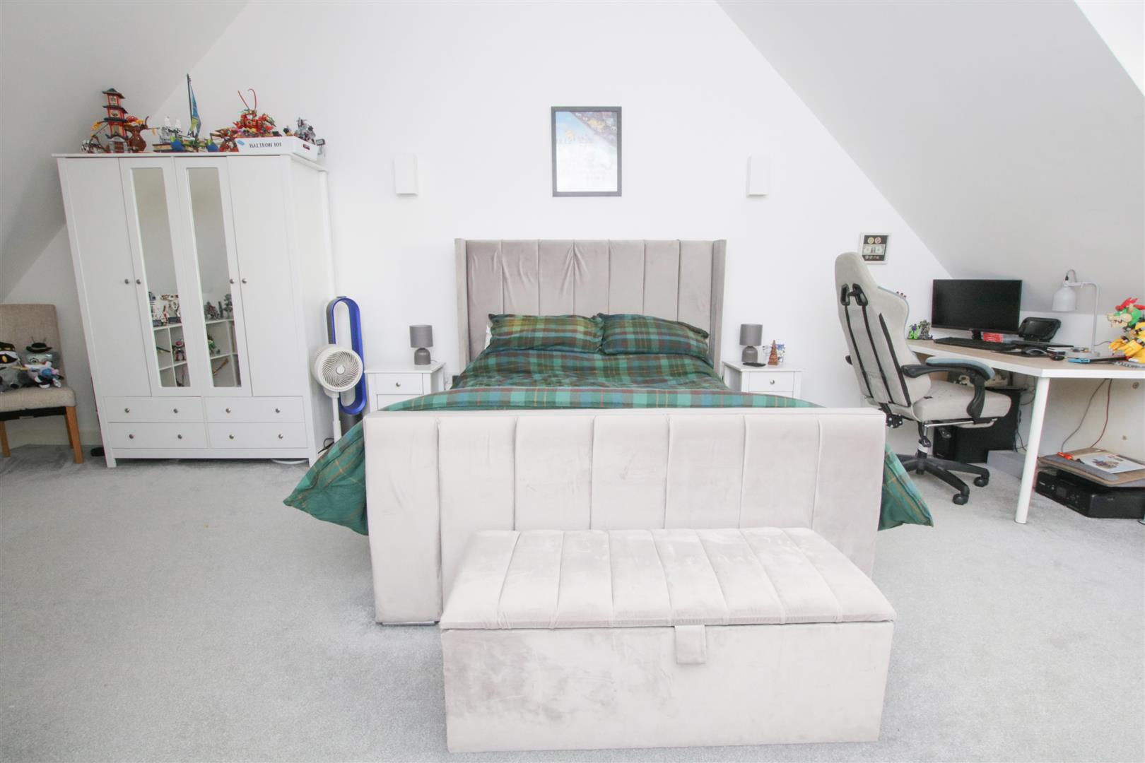Winder Close, Rossington, Doncaster