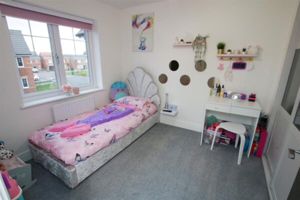 School Lane, Doncaster