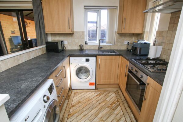 Far Field Close, Edenthorpe, Doncaster