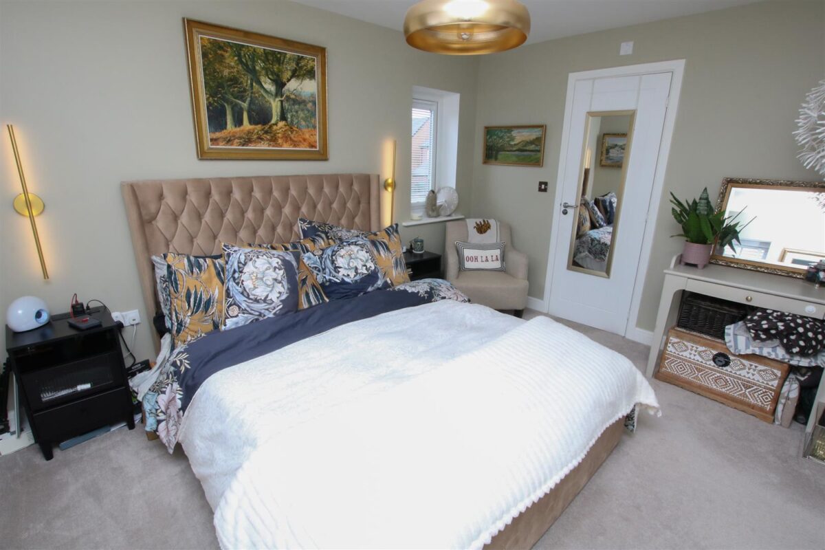 Midford Drive, Wheatley, Doncaster