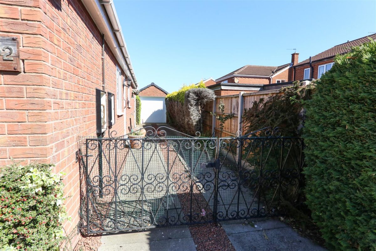 Hallview Road, Rossington, Doncaster