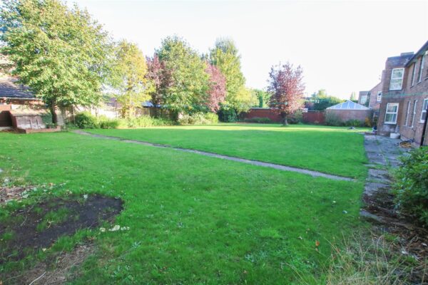 Varsity Close, Lindholme, Doncaster