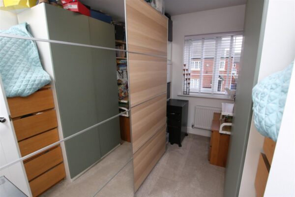 Midford Drive, Wheatley, Doncaster