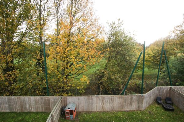 School Lane, Doncaster