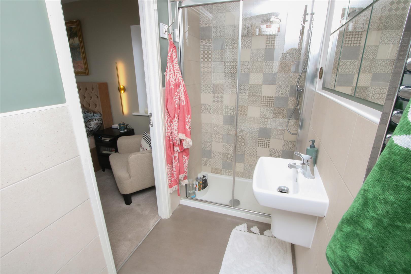 Midford Drive, Wheatley, Doncaster