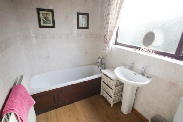 Norbreck Crescent, Warmsworth, Doncaster