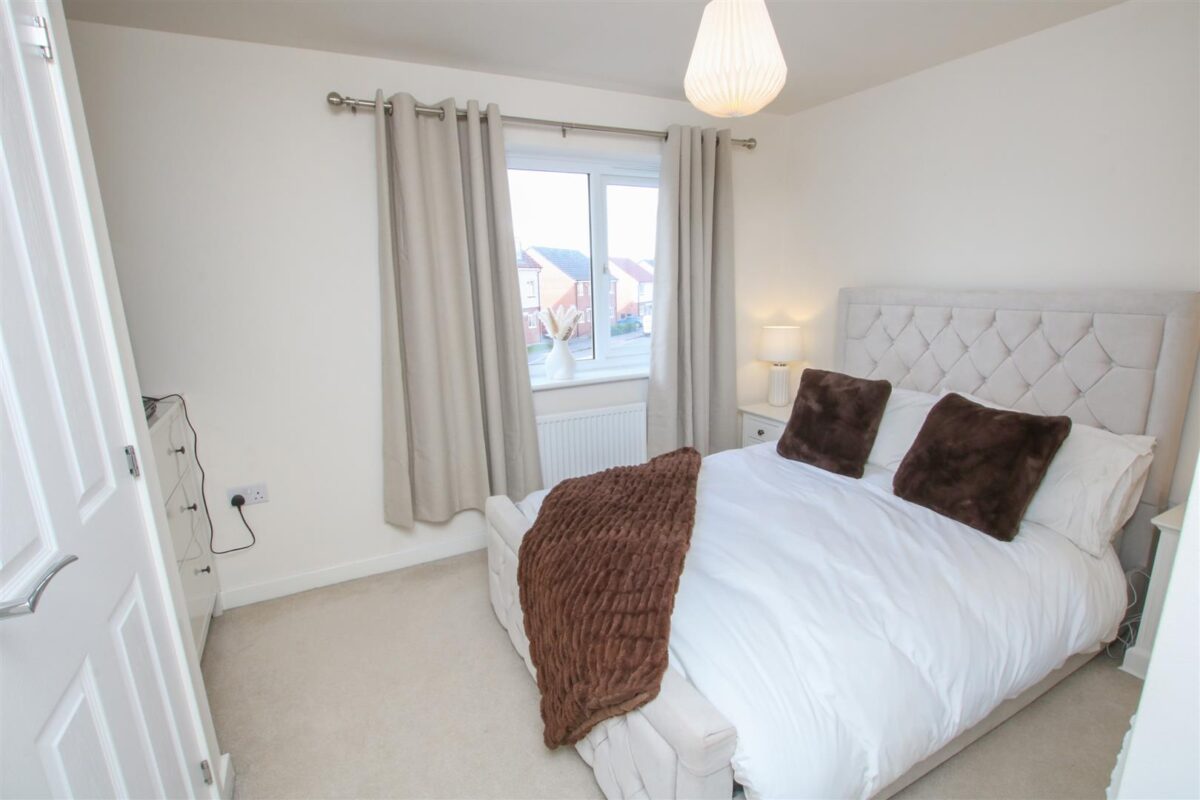 Creek Drive, Woodlands, Doncaster