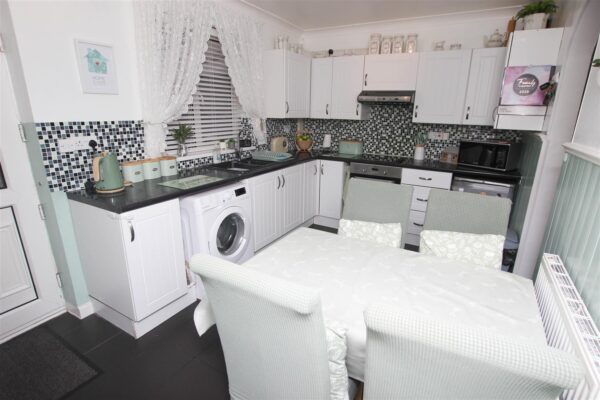 Mansfield Crescent, Armthorpe, Doncaster