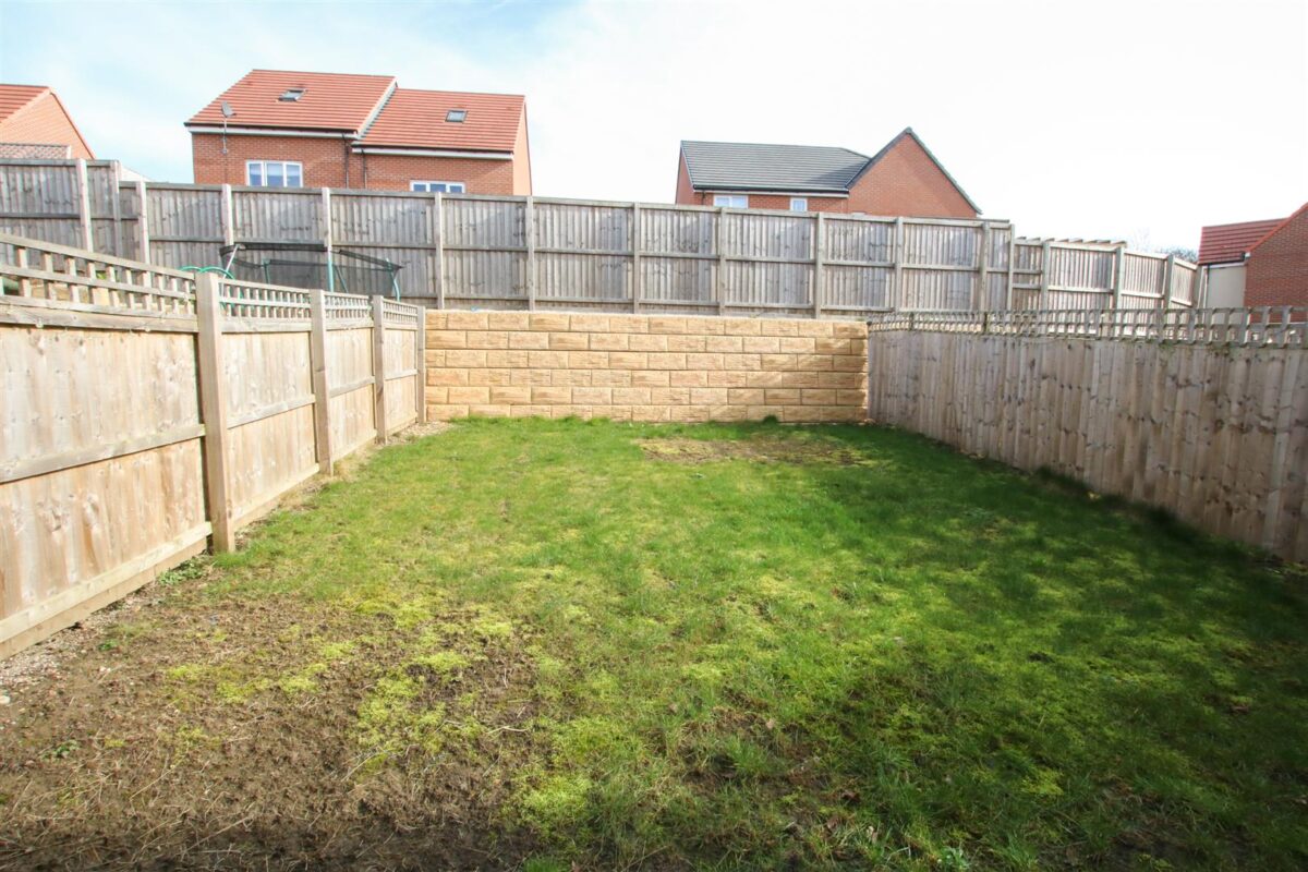 Creek Drive, Woodlands, Doncaster