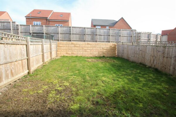 Creek Drive, Woodlands, Doncaster