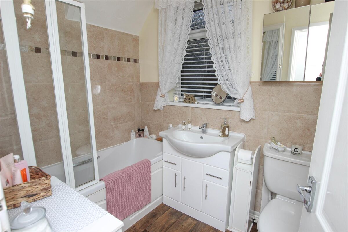 Mansfield Crescent, Armthorpe, Doncaster