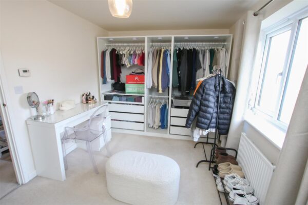 Creek Drive, Woodlands, Doncaster