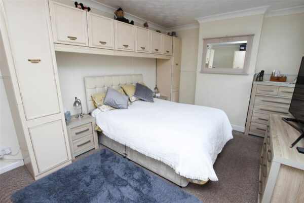 Mansfield Crescent, Armthorpe, Doncaster