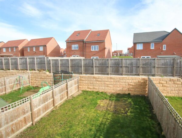 Creek Drive, Woodlands, Doncaster