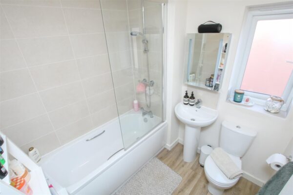 Creek Drive, Woodlands, Doncaster