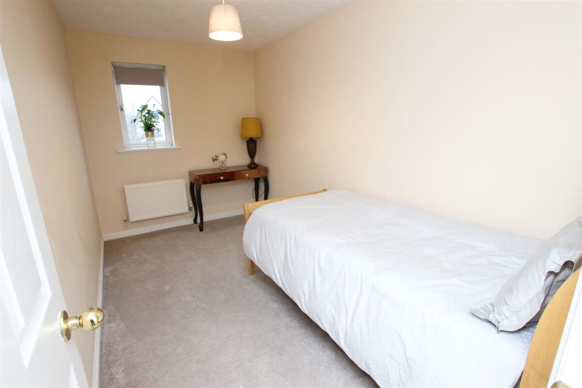 Lakeside Boulevard, Doncaster