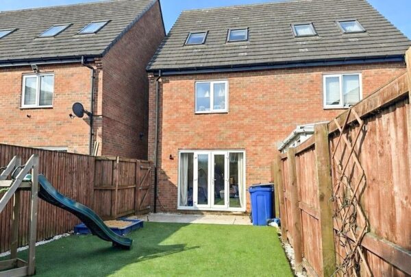 Falcon Close, Mexborough